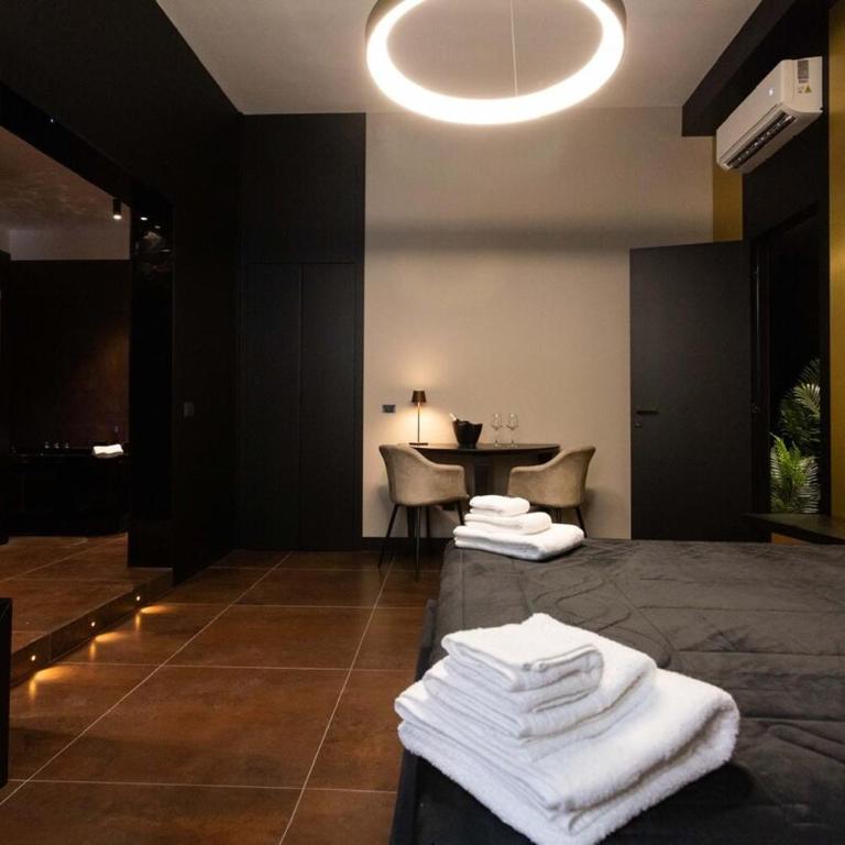 Black Room Suite and SPA - Casa con 1 Camera da Letto - 6