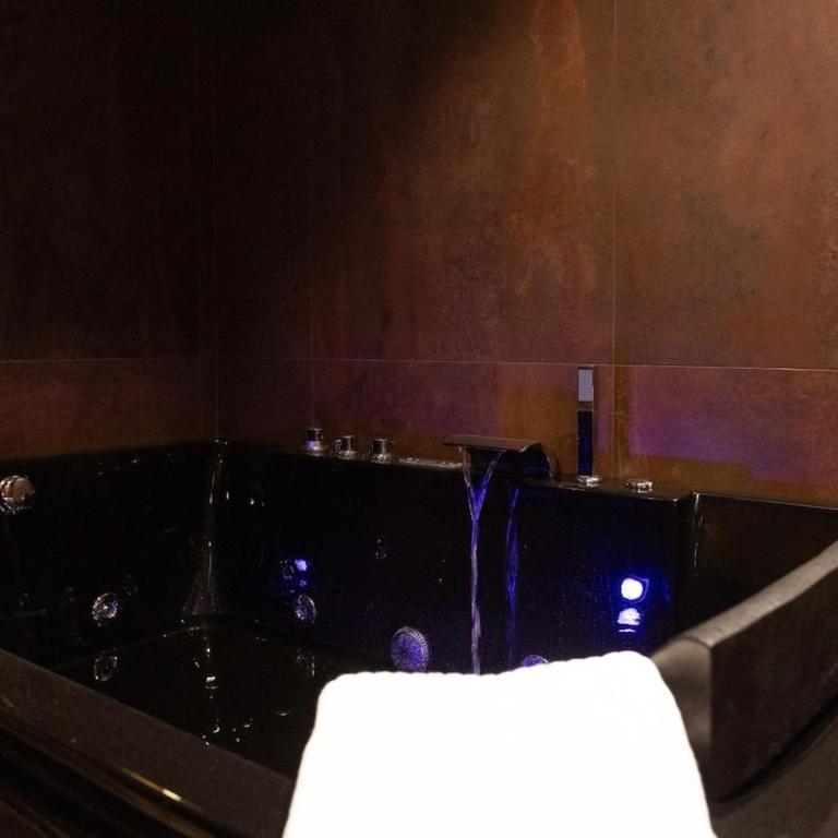 Black Room Suite and SPA - Casa con 1 Camera da Letto - 14