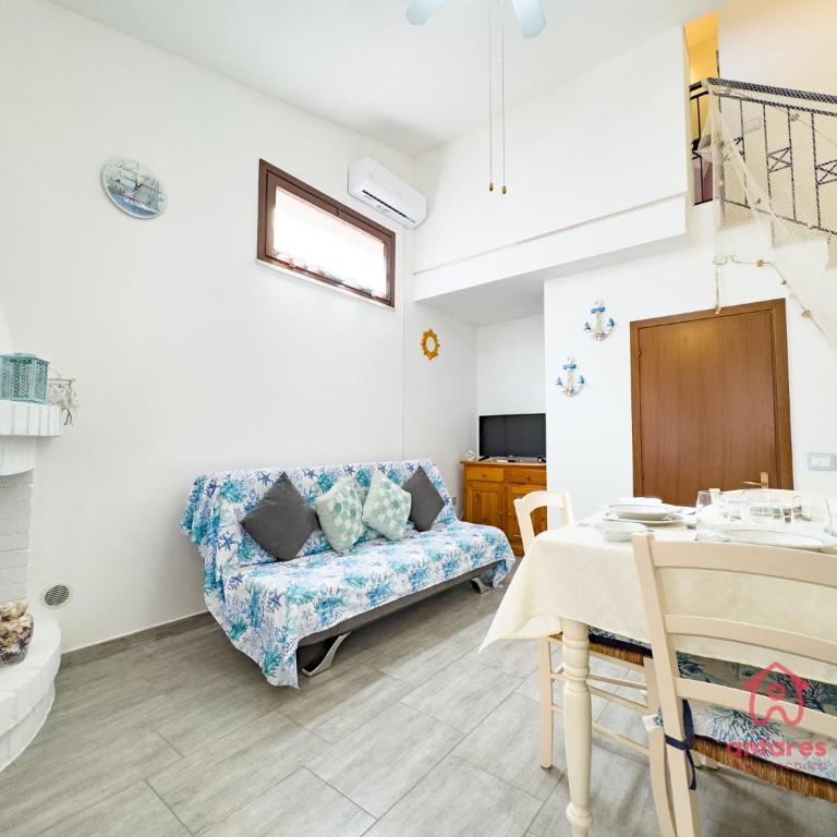 Maison Giselle, piscina e mare - Two-Bedroom House - 9