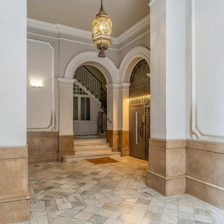 Canela Homes BARCELONA JARDINETS - Three-Bedroom Apartment - 20