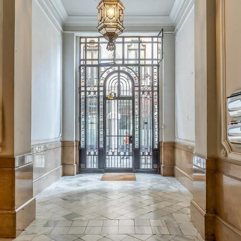 Canela Homes BARCELONA JARDINETS - Three-Bedroom Apartment - 18