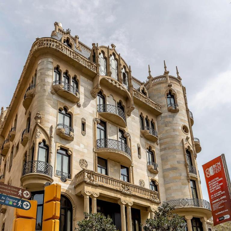 Canela Homes BARCELONA JARDINETS - Three-Bedroom Apartment - 45