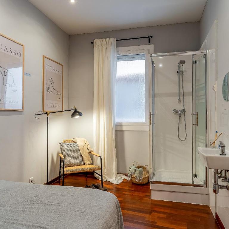 Canela Homes BARCELONA JARDINETS - Three-Bedroom Apartment - 4