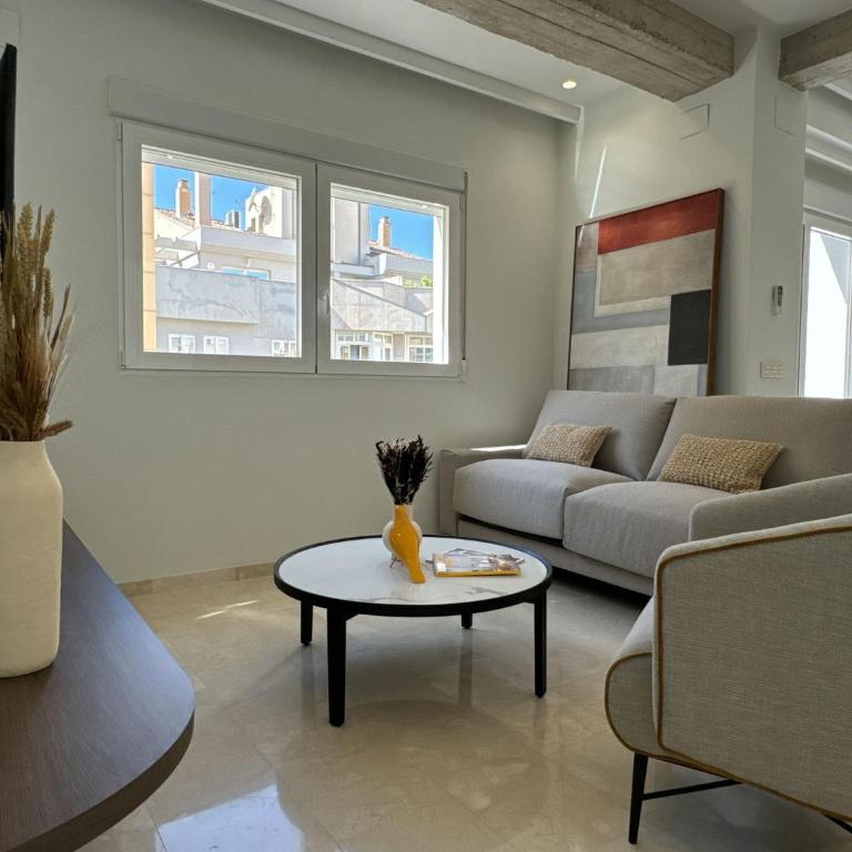 Navas PentHouse 302 By Florentia Homes - Deluxe Apartment - 31