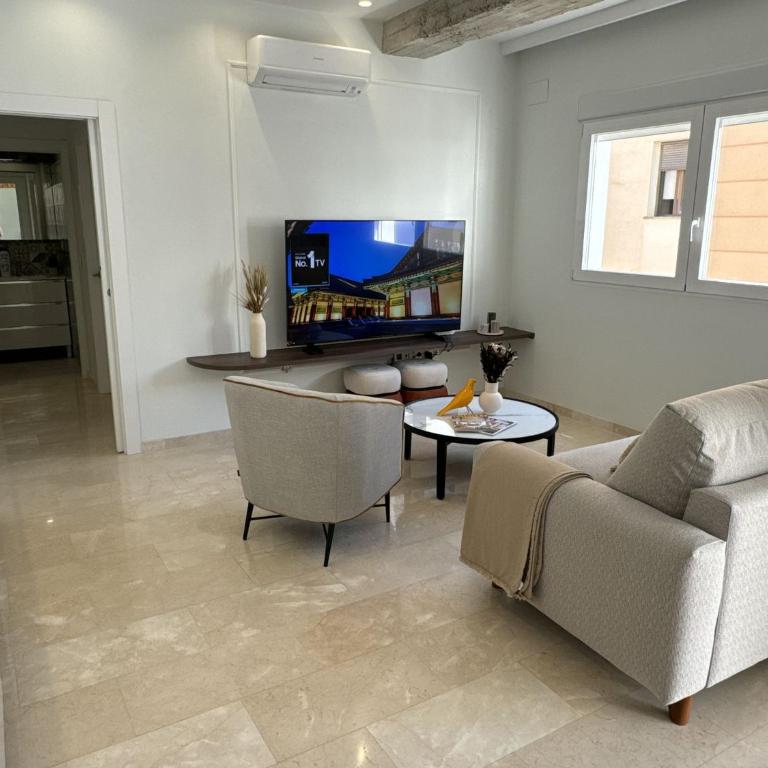 Navas PentHouse 302 By Florentia Homes - Deluxe Apartment - 29