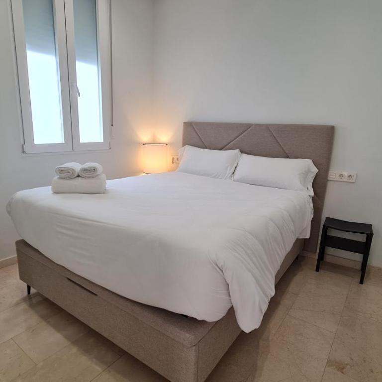 Navas PentHouse 302 By Florentia Homes - Deluxe Apartment - 13
