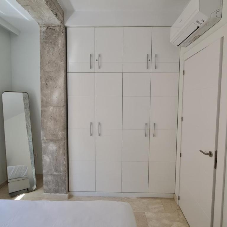 Navas PentHouse 302 By Florentia Homes - Deluxe Apartment - 39