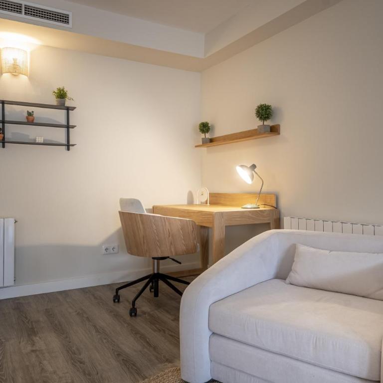 CATERINA Mar Bella - One-Bedroom Premier Apartment - 17