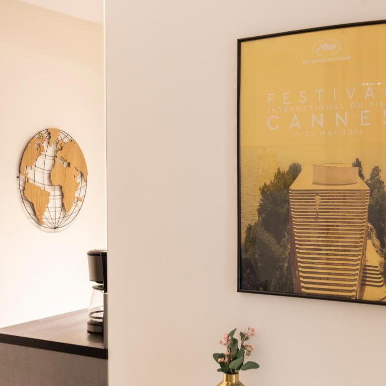 Lovely Renovated 45m2 in the hearth of Cannes - Appartement 2 Chambres - 24