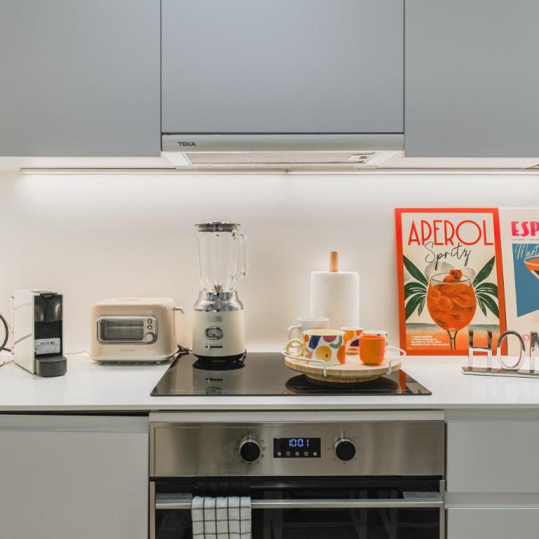 3min Walk - Retiro & Atocha - Luxury District and Desk - Two-Bedroom Apartment - 2