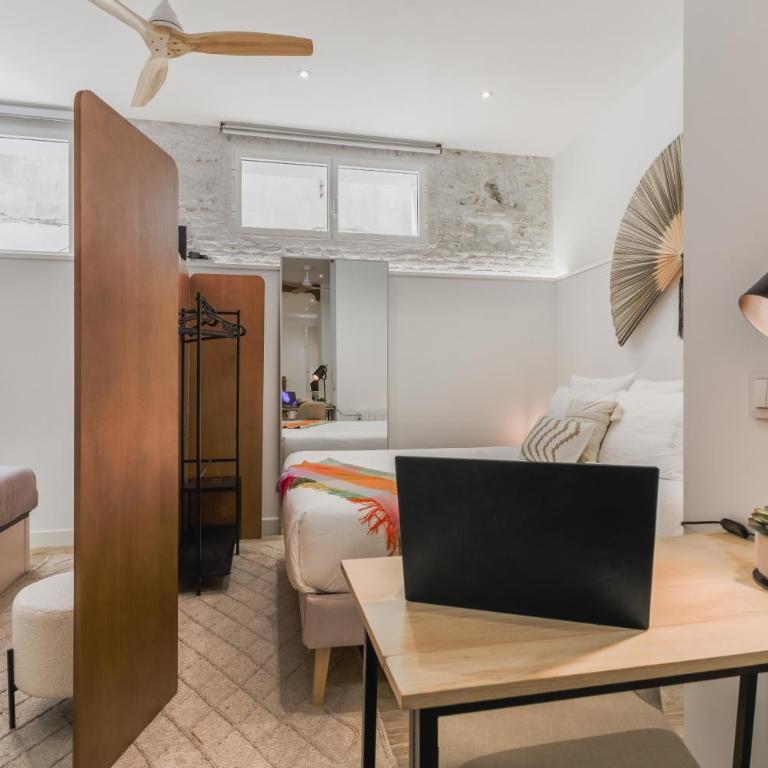 3min Walk - Retiro & Atocha - Luxury District and Desk - Two-Bedroom Apartment - 5