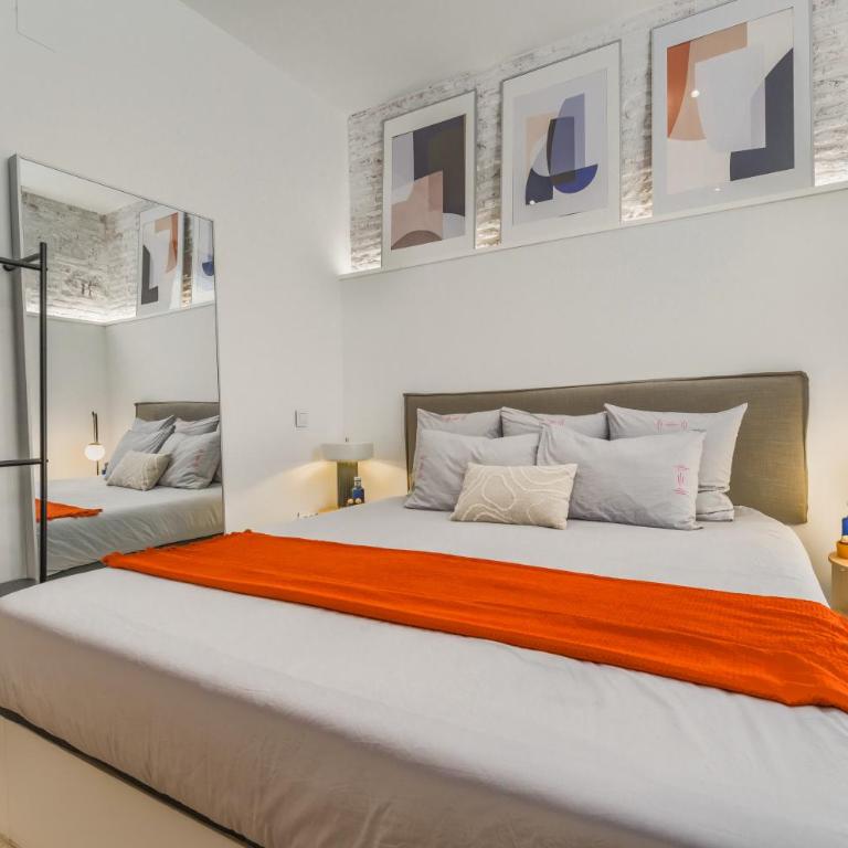 3min Walk - Retiro & Atocha - Luxury District and Desk - Two-Bedroom Apartment - 17