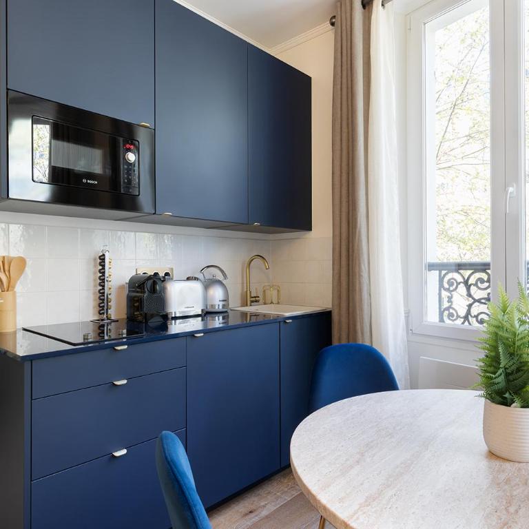 Pick A Flat's Apartments in Batignolles - Rue Gauthey - One-Bedroom Apartment - 1
