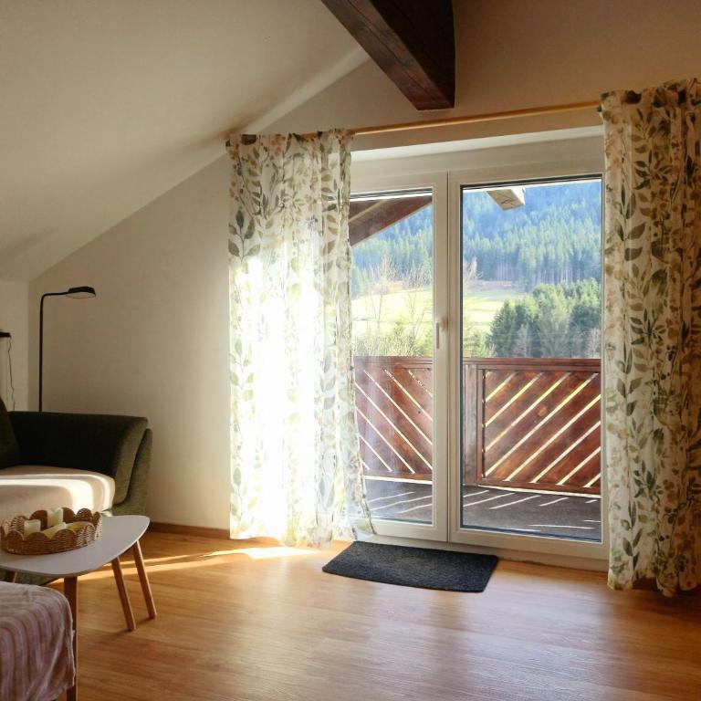 Alie Gusta - Apartment mit 2 Schlafzimmern und Bergblick - 4