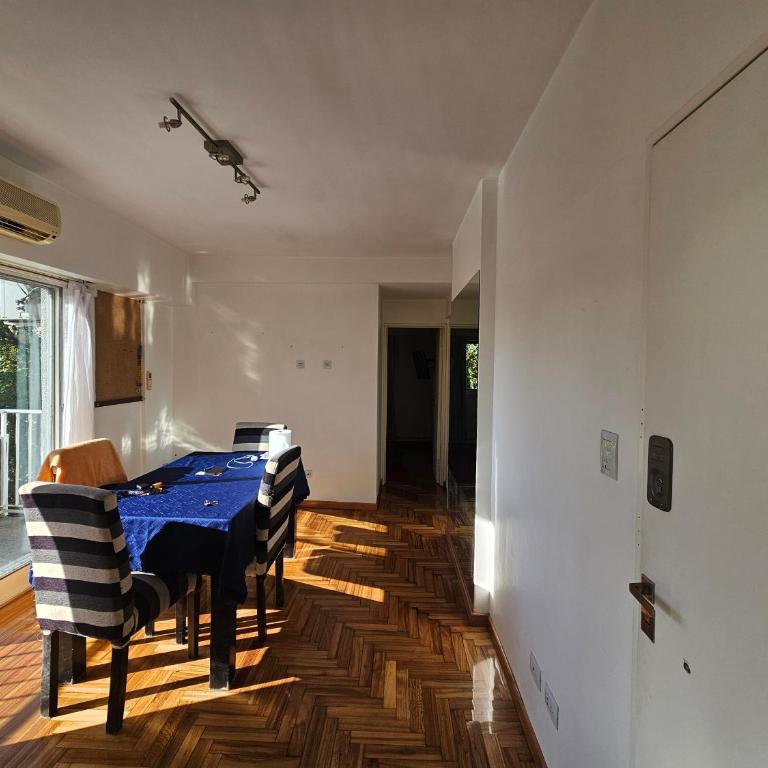 Hermoso 2 ambientes con balcón y lavadero - Apartamento de 1 dormitorio - 30