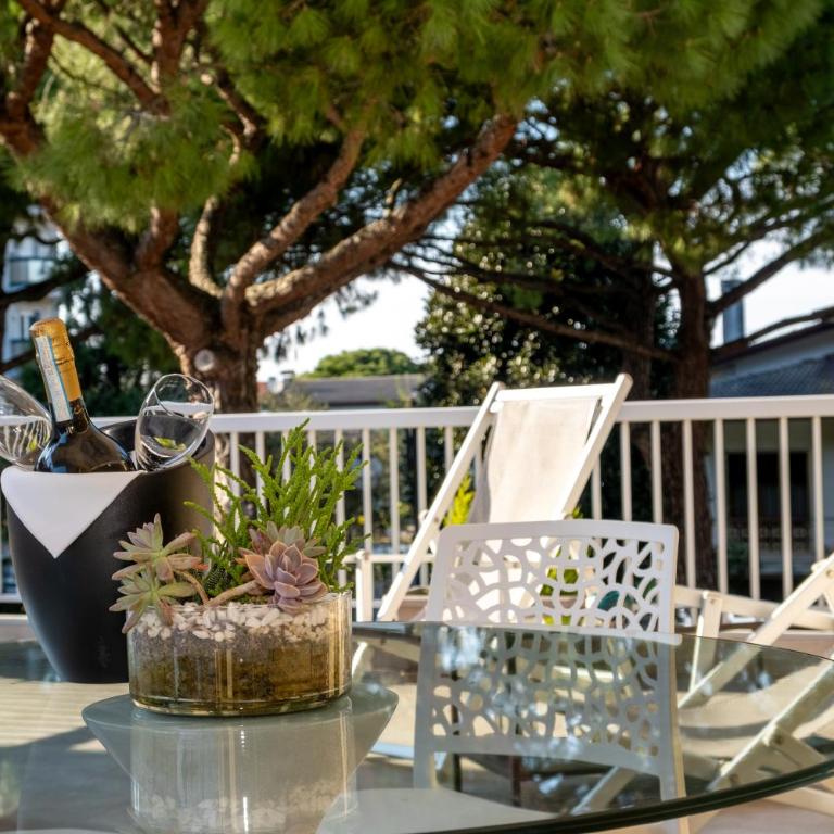 HOLA Terrace Apartment - Appartamento con 2 Camere da Letto, Balcone e Terrazza - 5