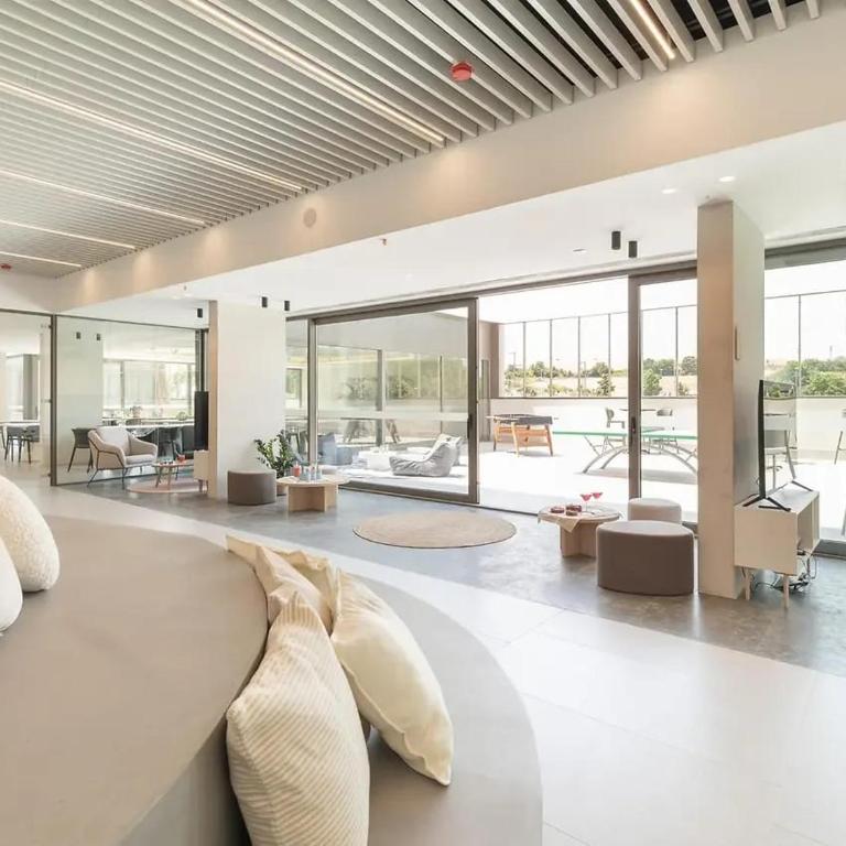 Canvas Pamplona Plazaola - Two-Bedroom Standard Apartment - 8