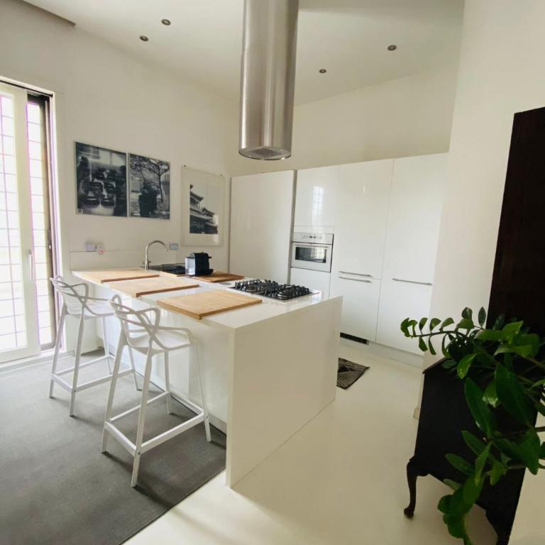 Rome, Beautiful Apartment in a Vintage Building - Appartamento con 2 Camere da Letto - 8