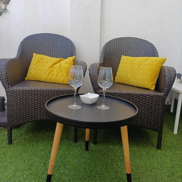 Torrevieja studio Playa del Acequion - Apartamento de 1 dormitorio - 2