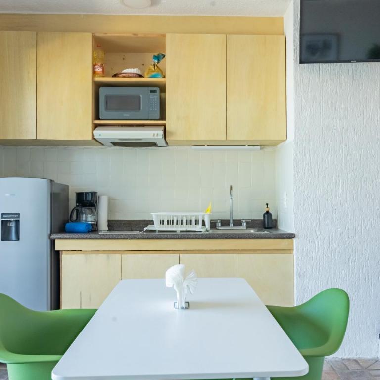 All Ritmo by Andiani Travel - Family Suite with Balcony - 5