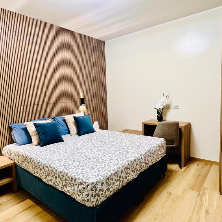 Casa Romano SeaFront - Deluxe Double or Twin Room - 1