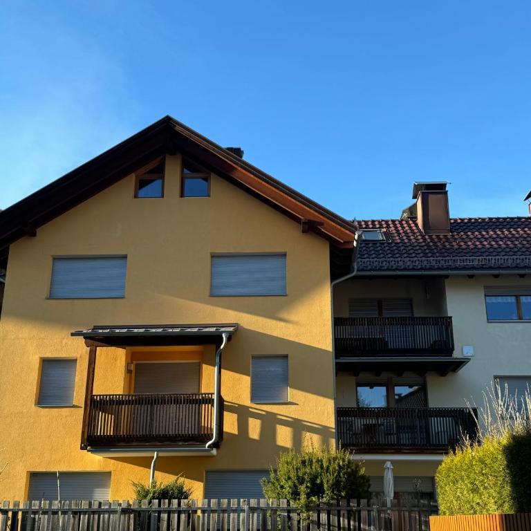 Mountain Flat Luna -Next train station Dobbiaco- - Appartamento Superior con 2 Camere da Letto e Balcone - 2