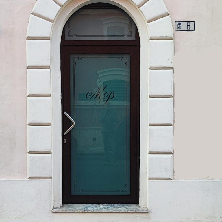 Marine Place Gallipoli - Studio Apartment with One Double Bed - 13