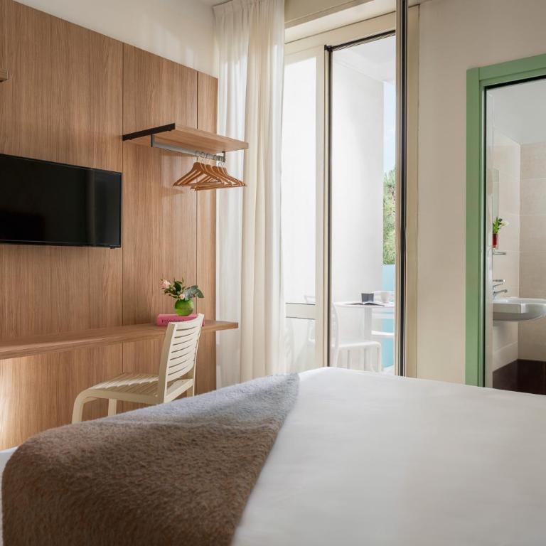 Hotel Calypso- Rimini Marina Centro - Camera Matrimoniale (1 Adulto) - 10