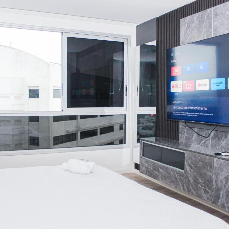 Pent-house loft de 3 habitaciones, vista al rio, balcón privado parrilla - Apartamento - 15