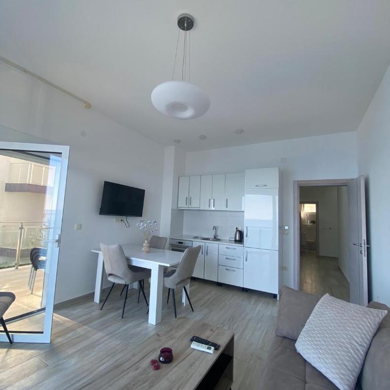 Biser mora - Two-Bedroom Apartment - 17