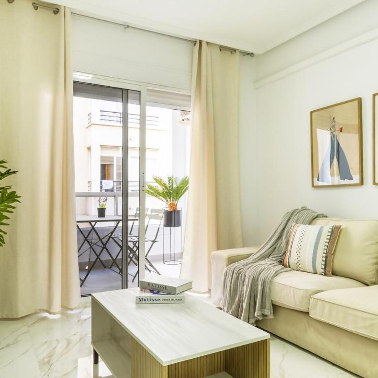 Apartment Pink Azure - Two-Bedroom Apartment - 20