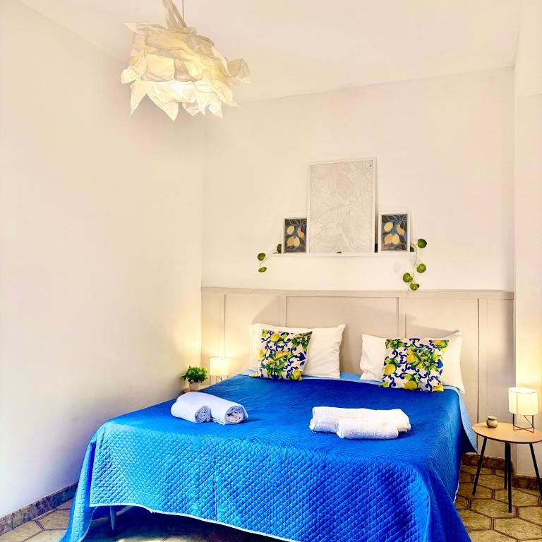 Michelle Holiday House - Two-Bedroom Apartment - 8