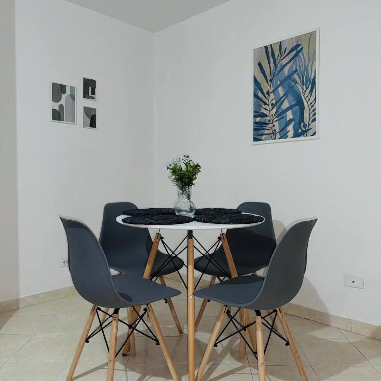 APARTAMENTO COMPLETO 3 HABITACIONES LAURELES-ESTADIO Hasta 6 personas - Apartamento de 3 dormitorios - 16