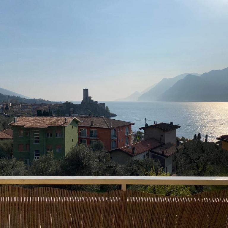 Terrazzza Lago & Castello - Appartamento con 2 Camere da Letto - 4