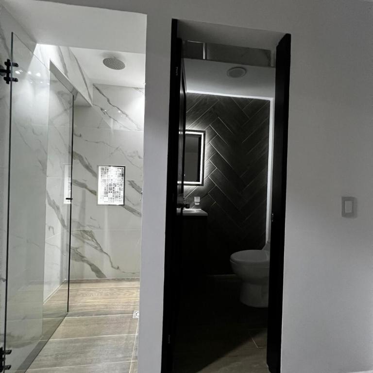 Apartamento Moderno, Comodo, Cerca al Aeropuerto - Apartamento de 1 dormitorio - 10