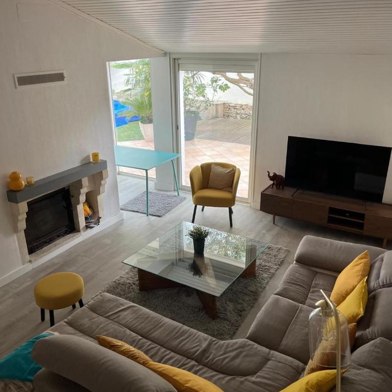 Maison spacieuse proche de la mer avec piscine - Maison 4 Chambres - 6