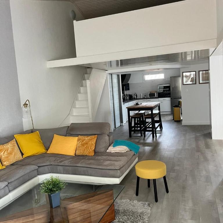 Maison spacieuse proche de la mer avec piscine - Maison 4 Chambres - 21