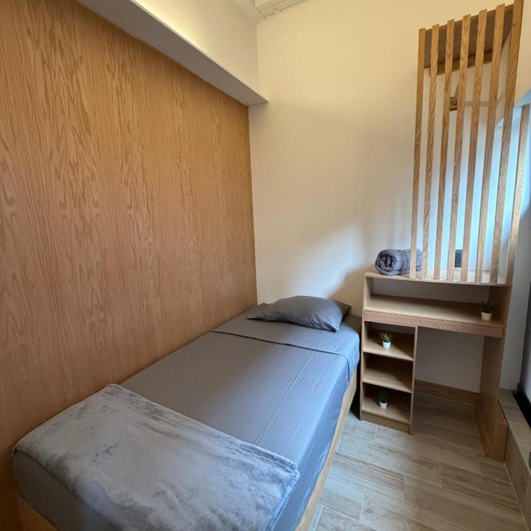U-CO Live Centro - Single Room with Shared Bathroom - 1