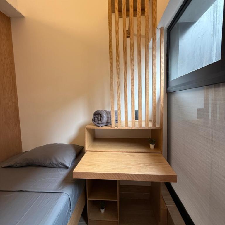 U-CO Live Centro - Single Room with Shared Bathroom - 4