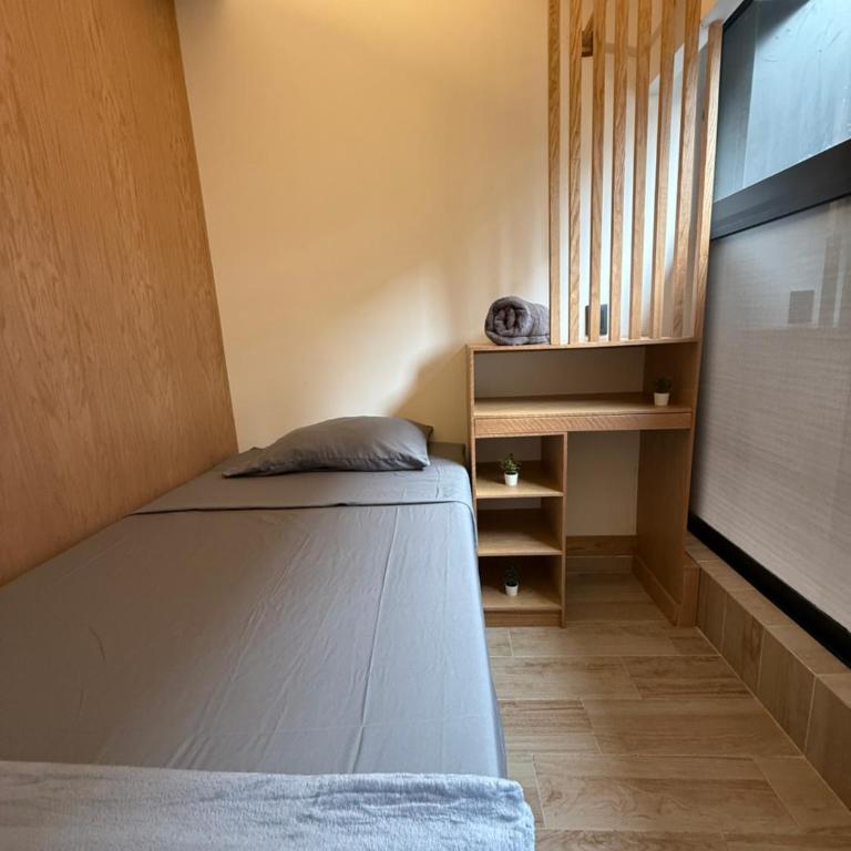 U-CO Live Centro - Single Room with Shared Bathroom - 2