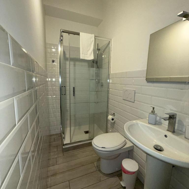 La Stazione 92 - Double Room with Balcony - 4