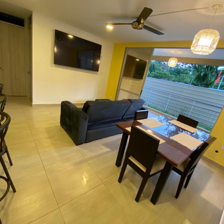 Hotel suite Villeta - Apartamento de 3 dormitorios con vistas a las montañas - 12