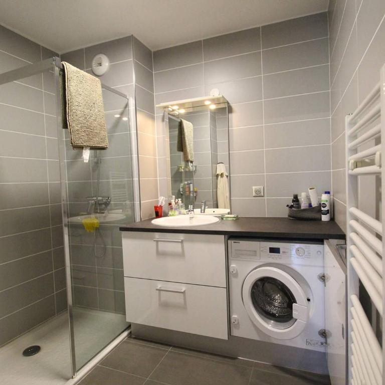 Appartement moderne 51m² à Luchon - 4 pers, Terrasse, Parking - FR-1-313-241 - Appartement - 4