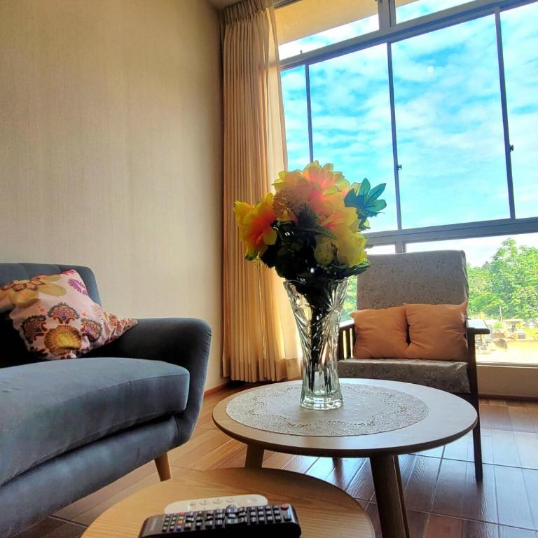 Spacious and Comfortable Apartment with Parking - Apartment - 9