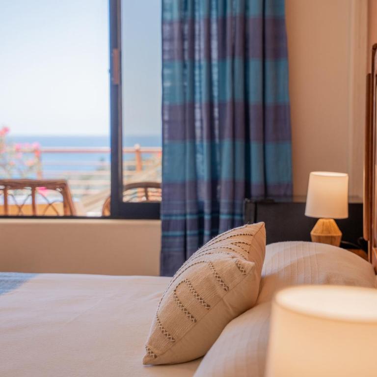 Hotel El Mirador - Habitación Doble con vistas al mar - 2 camas - 4