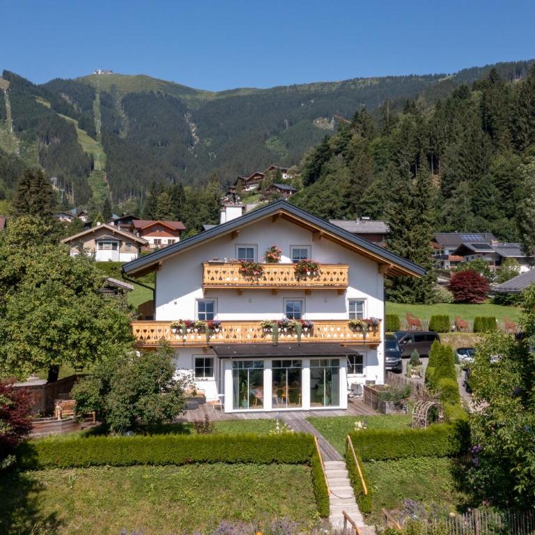 Chalet "Villa Marlene" - Haus mit 5 Schlafzimmern - 2