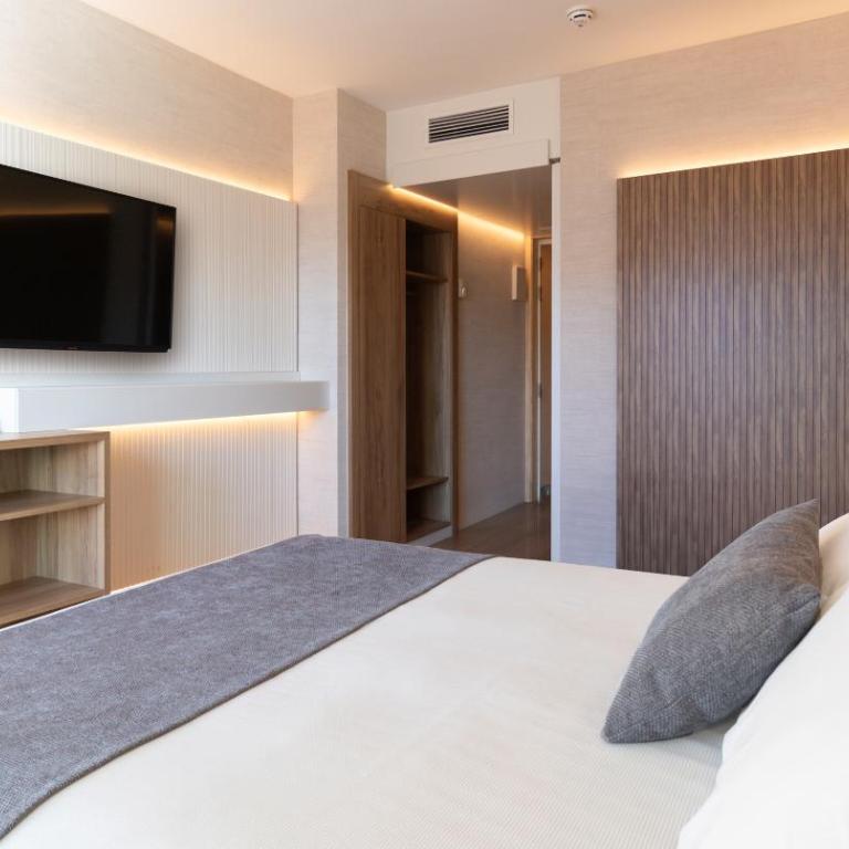 Golden Port Salou & Spa - Habitación Doble Estándar - 3
