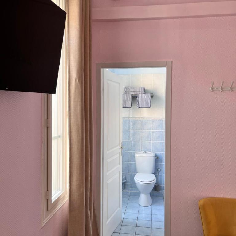Hôtel Eden - La Baigneuse - Chambre Double Classique avec Vue sur la Cour - 16