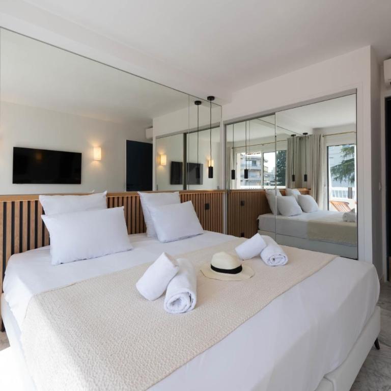 Spacious 1-Br Apartment with Terrace Heart of Cannes - Apartment - 17