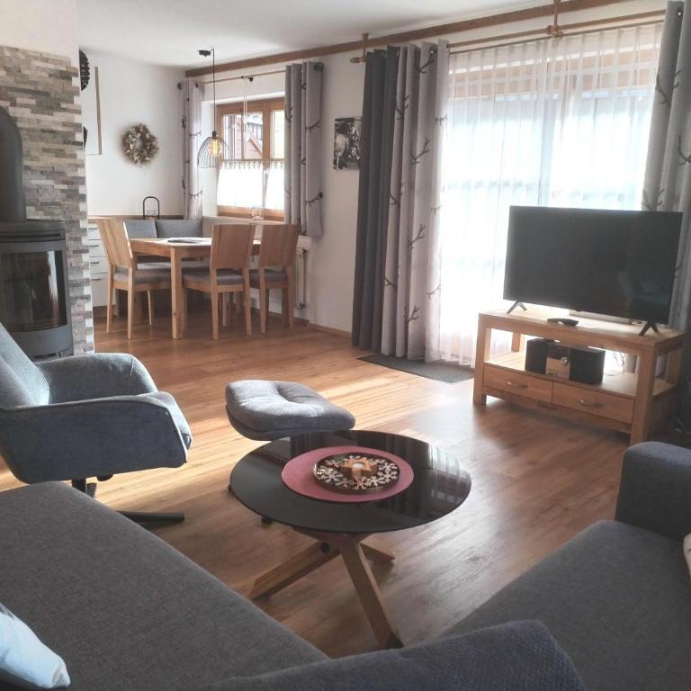 Ferienwohnung Bergkristall - Apartment mit Blick auf die Berge - 3